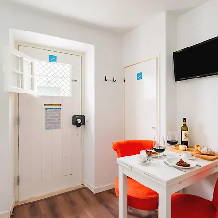 Cozy Alfama *