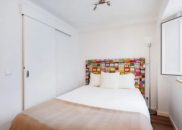 Alfama Gale Apartament *